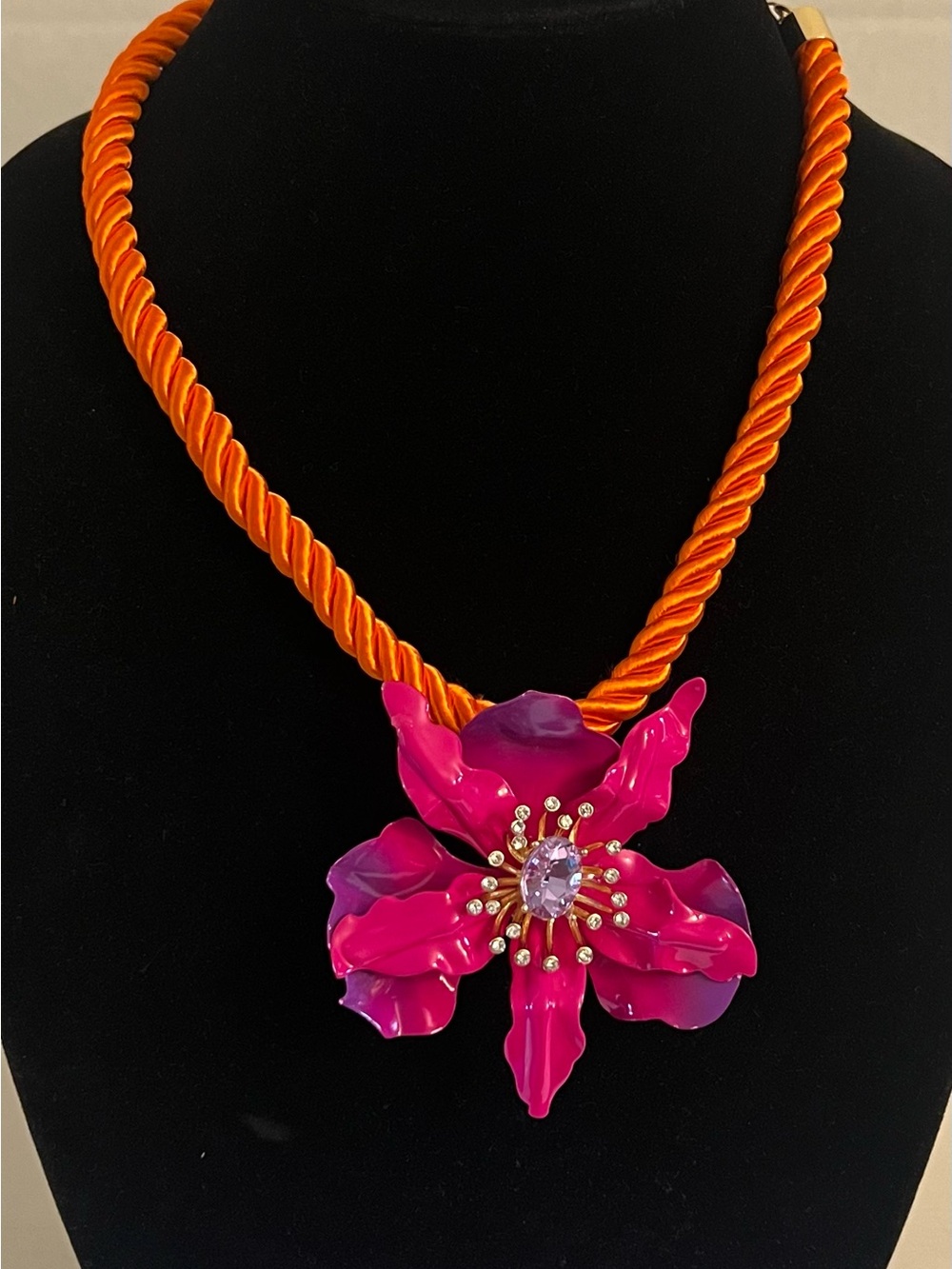 Betsey Johnson Orange Rope Necklace with Hot Pink Floral Pendant - Picture 12 of 16